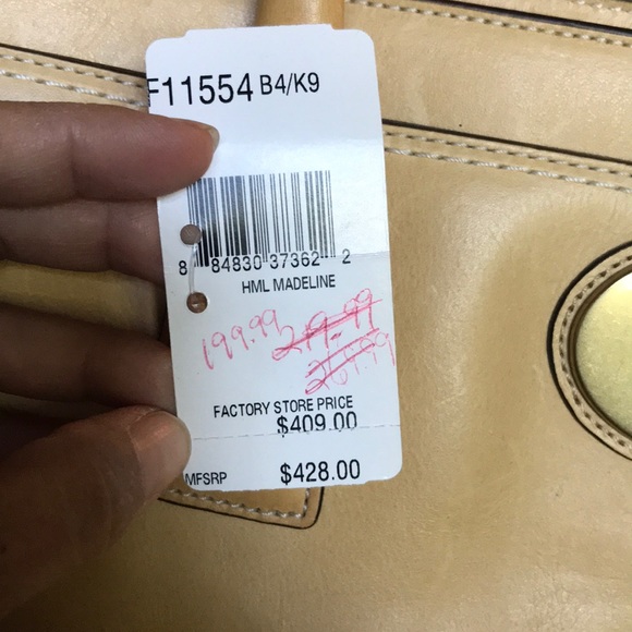 NWT Coach natural leather handbag - Picture 4 of 8